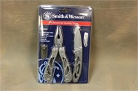 Smith & Wesson Knife and Multi Tool Combo