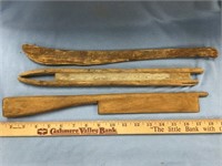 Lot of 3 old wood tools, longest is 16.5"      (m