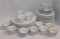 Faberware White Dinnerware