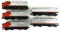 (5) Lionel Santa Fe Engines & 8021 Train Cars