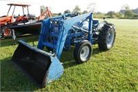 FORD 3000 TRACTOR W/ LOADER & TIRE CHAINS- GAS