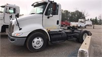 2009 International 8600 Day Cab Truck Tractor,