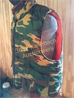 Reversible camo  hunters safety puffy vest