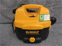 DeWalt Heavy Duty Wet Dry Vacuum-