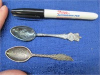 2 old small sterling spoons - 0.54 tr.oz