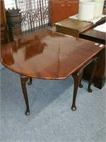QUEEN ANNE DROP LEAF DINING TABLE