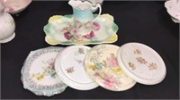 Six Victorian porcelain pieces of China including