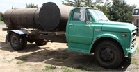 1970 Chev C50, cab/chassis, gas, 4-spd/2spd trans, w/water tanks (view 1)