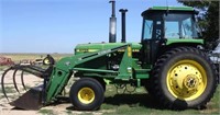 1990 JD 4455 Tractor (view 1)