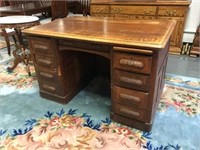 Oak kneehole desk