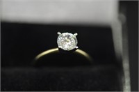 White sapphire solitaire ring 10kt