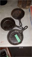 MINI CAST IRON FRYING PANS