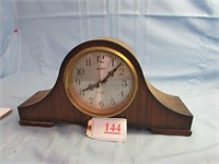 Old Linden Table Clock
