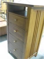 Thomasville Mission / craftsman Style Tall Dresser