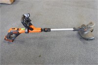 Black & Decker 20V Battery Weed Eater w/ Charger