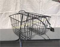 Large wire bicycle basket