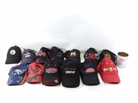 13 casquettes variées