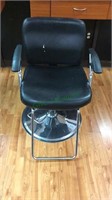 Professional hair salon arm chair, with