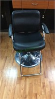 Professional hair salon arm chair, with