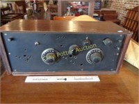Antique Tube Radio, Battery Powered
