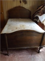 FULL SIZE BED W/ ANTIQUE HEADBOARD & FRAME
