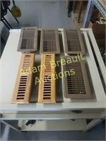 6 floor register vents