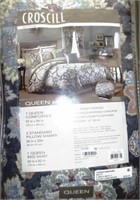 Croscill Queen Bed Set