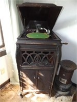 OROLA STAND-UP PHONOGRAPH
