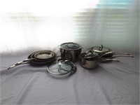 Calphalon Pots/pans Set