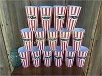 15 heavy plastic popcorn cups "Movie Night"