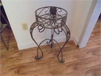 Metal plant stand, 28" tall
