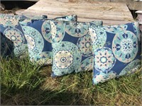 4 outdoor all weather throw pillows