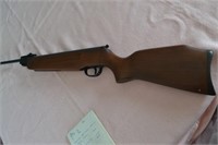 Winchester Model 1000 by Daisy