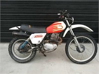 1980 Honda XL500 Motorcycle with ramp