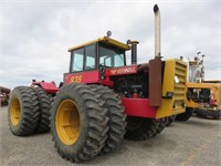 Versatile 835 Articulating Wheel Tractor