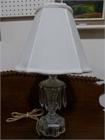PRESSED GLASS 19" BOUDOIR TABLE LAMP