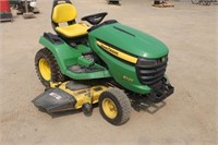 John Deere X520 Riding Lawn Mower