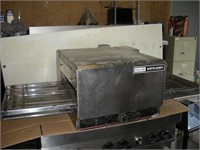 LINCOLN Impinger Conveyor Pizza Oven M1301-4