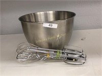Stainless Steel Mixing Bowl w/  Wire Wisk Dough