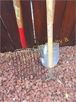 Lot of Three Tools - Broom, Shovel, Rake