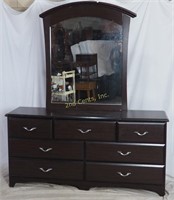 7 Drawer Modern Dresser With Mirror