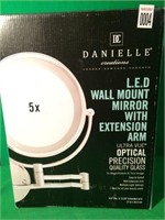 LED WALL MOUNT MIRROR W/ EXTENSION ARM