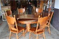 8 Piece Dining Set - Table, 6 Chairs & Leaf