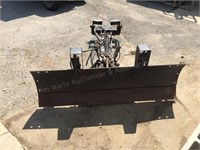 John Deere Plow (hydraulic)