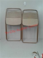 2 Metal retro folding chairs