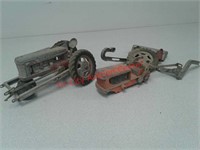 Vintage diecast Hubley tractor and toy parts