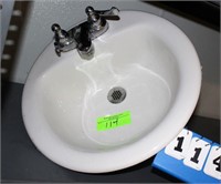 Porcelain Sink, 19"W