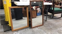 Lot of two wood mirrors