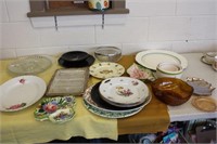Plates, Platters & Bowls