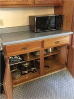 Microwave, Contents in 2 Cabinets: Pots/Pans